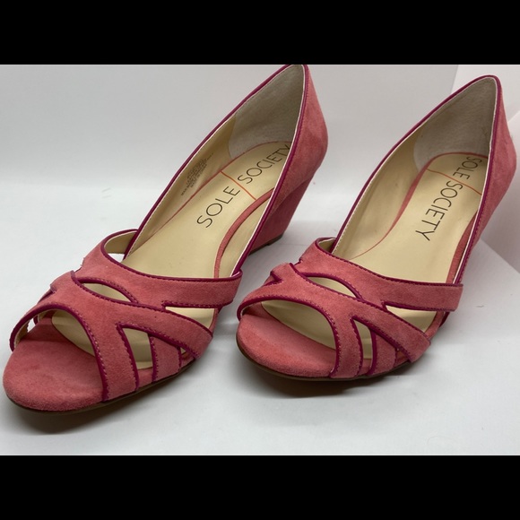 Sole Society wedges. Size 8 1/2. Pink suede - Picture 1 of 5